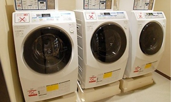 Coin-operated laundry