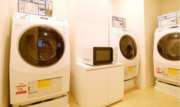 Coin-operated laundry