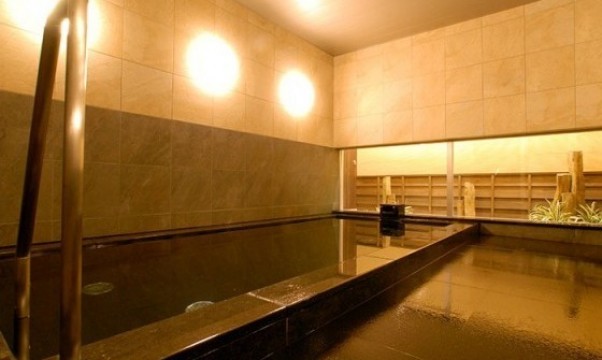 Large Public Bath